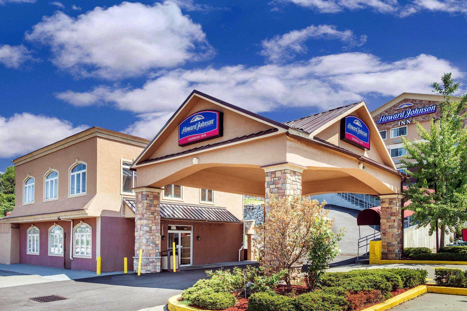 Howard Johnson By Wyndham North Bergen Exterior foto